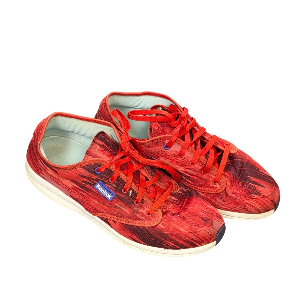 Reebok Skyscape Runaround 2.0 Walking Shoes Women's Size 8 Red Black Abstract